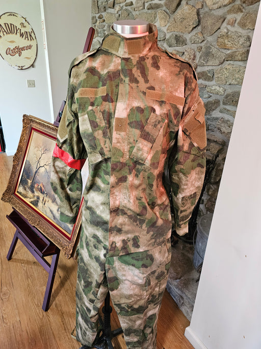 Russian Moss Camo Ukraine War Trophy Uniform With Name, Military Uniforms, David's Antiques and Oddities