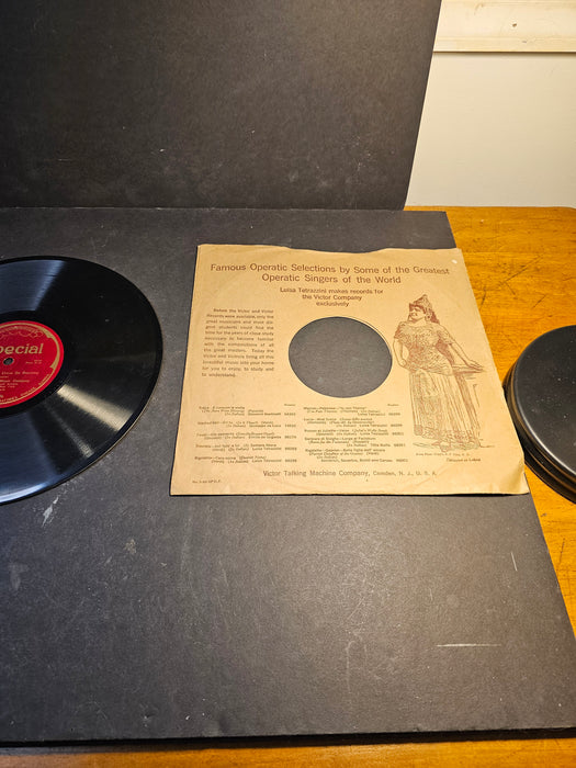 3/ KKK records 1920s/ 1 with a crack/ playable/10 " Of history, records, Music & Sound Recordings, David's Antiques and Oddities