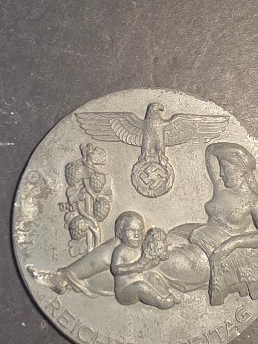 N.S. KAMPFSPIELE 1939 ZWEITER PLATZ  This translates to:  National Socialist (Nazi) Combat Games 1939 Second Place, Medal, Antique Guns, David's Antiques and Oddities