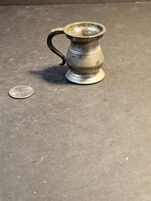 Pewter measure Hall marked 1/4 gill 2 " high real nice quality late 1800s, Antiques, David's Antiques and Oddities