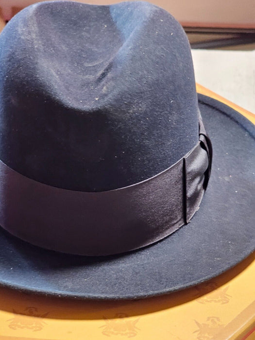 Knox custom fedora/ Black/ Mid 1960s/ great shape/ Velvet texture, Antiques, David's Antiques and Oddities