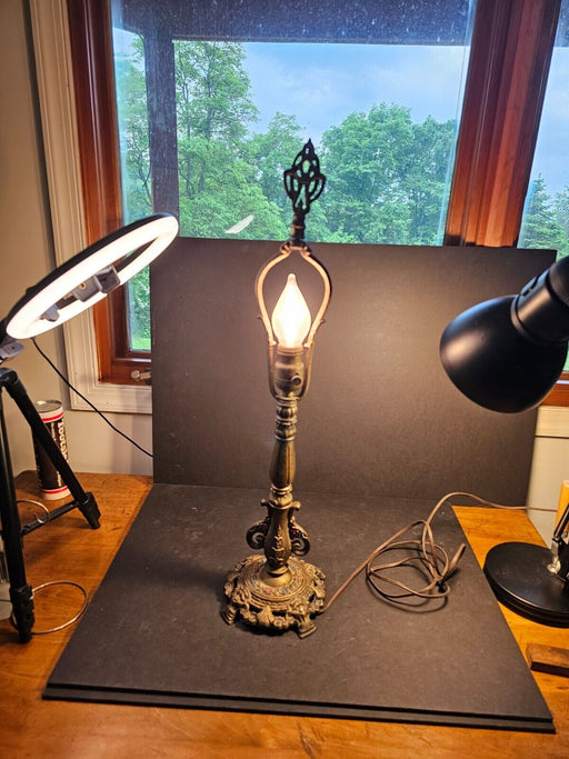 Outstanding 1920s table lamp/22 " cast and decorated still works/ needs a shade/, Antiques, David's Antiques and Oddities