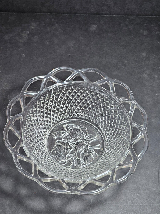 Lattice glass bowl 8 " diameter 2.5 " high 1930's Perfect, Antiques, David's Antiques and Oddities