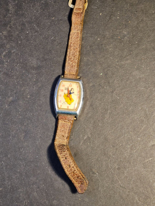 Snow whit watch 1943/us time ingersoll/ as found not running, Antiques, David's Antiques and Oddities