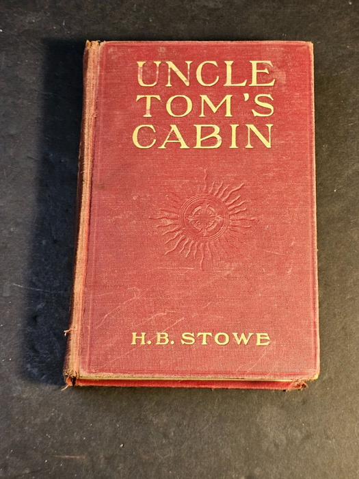 Uncle toms cabin/ Red H.B. Stowe/ 467 p/ loose binding/ no date