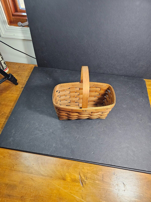 Longaberger basket 5x9 great Shape., Antiques, David's Antiques and Oddities