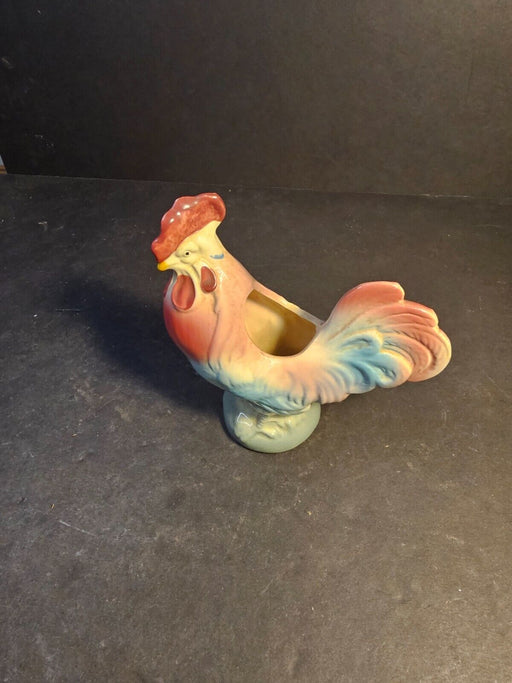 Chicken planter  5x5/ 1940s/ great color palette/red/pink/blues., Antiques, David's Antiques and Oddities