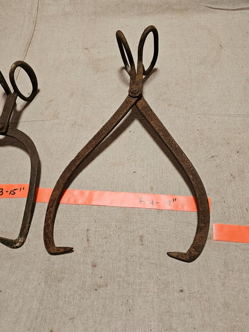 Ice tongs from Amish country Pa 19" Looks great primitive steel, Antiques, David's Antiques and Oddities