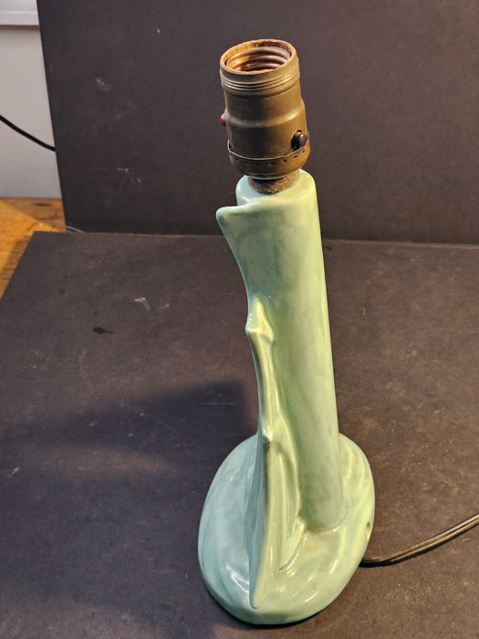 MCM green ceramic sailboat lamp. works but wire not through hole/9x12