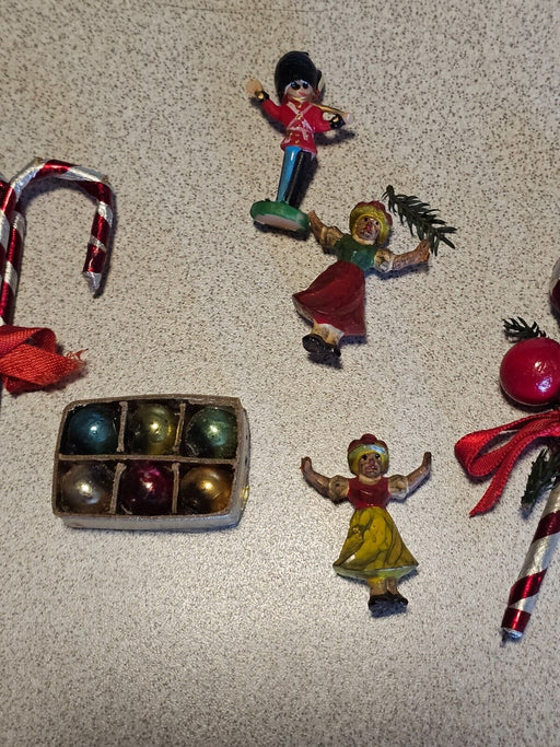 Mixed lot christmas mini balls,2 glass iscicle,3 paper candy canes,3 plastic fig, Antiques, David's Antiques and Oddities