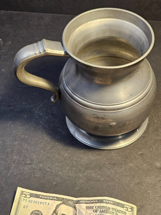 Beautiful pewter tankard 6 ' high/6' wide early 1900s 1/4 Gallon 2+ pounds, Antiques, David's Antiques and Oddities