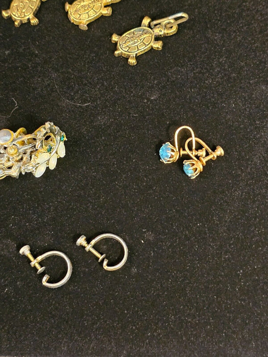 9 pair of 1950s/60 costume earrings and 3 turtles with clips/ wear collect, Antiques, David's Antiques and Oddities