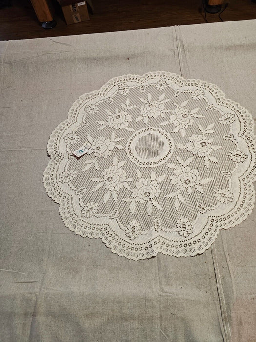 Great bay lace  Vic. Rose 30 round  new old stock from 2001/same price less 20%, Antiques, David's Antiques and Oddities