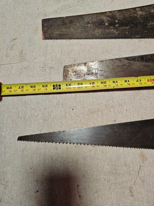 Old school hand saws total of 5 various ages/ great primitive look/, Antiques, David's Antiques and Oddities