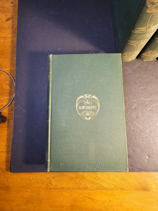 4 Volume works of Hawthorn 1902/good shape/ approx. 180 pages each vol., Antiques, David's Antiques and Oddities