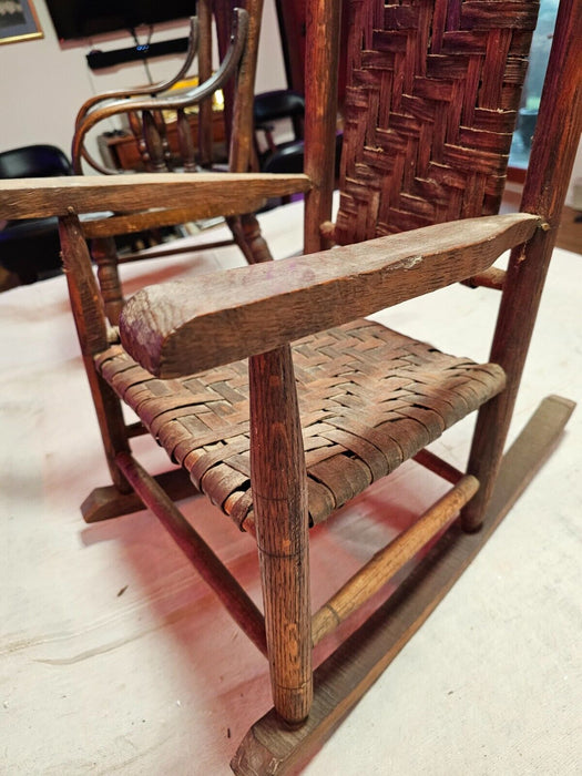 Super primitive craftsman made Heeled through rockers wood pinned joints. 20x30, Antiques, David's Antiques and Oddities