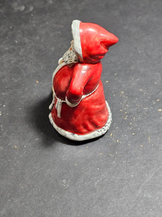 Goebel/Hummel 4" santa claus, Classic red and white color, Antiques, David's Antiques and Oddities