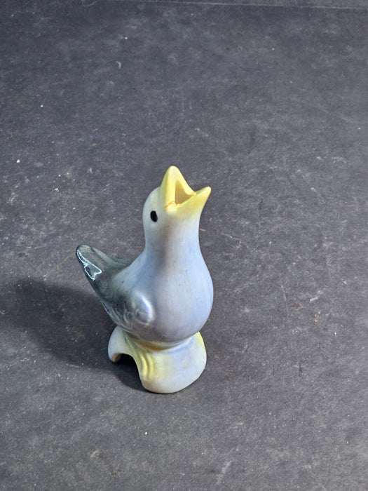 Pie bird 1940s/50s ceramic blue tone small flake on underside of tail great piec