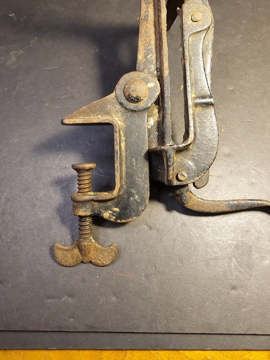 Old school saw sharpening vice/10 " clamp/mechanical quick clamp/great history, Antiques, David's Antiques and Oddities