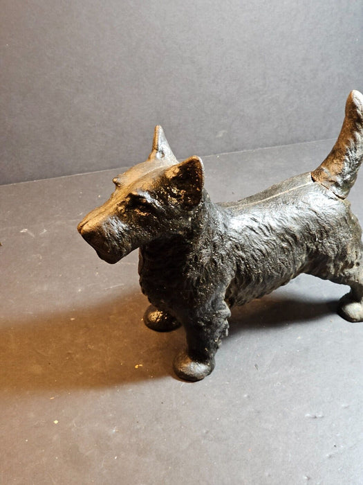 Cast iron scottie 193Os door stop. Approximately  9x11 inches, Antiques, David's Antiques and Oddities