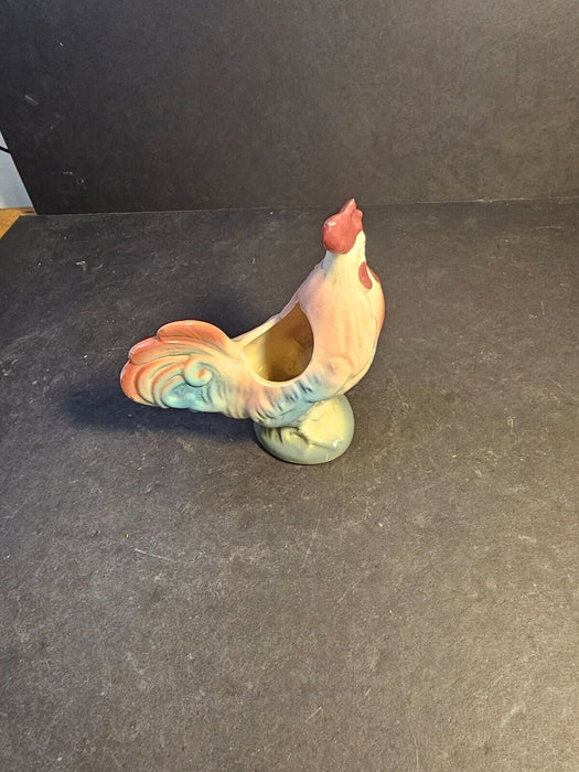 Chicken planter  5x5/ 1940s/ great color palette/red/pink/blues., Antiques, David's Antiques and Oddities