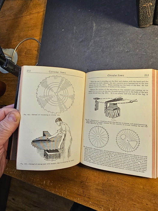 Set of 4 Aduldes carpenter and builders guide  1947/ tons of tool illustrations, Antiques, David's Antiques and Oddities