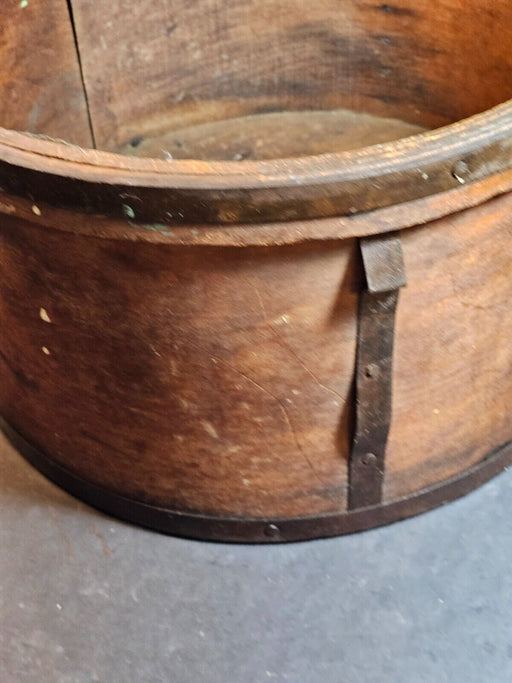 Primitive wood and metal wooden tub no lid unique piece of history, Antiques, David's Antiques and Oddities