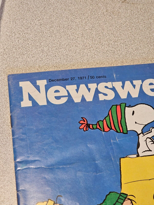 Newsweek Dec 27, 1971. Peanuts christmas cover, Antiques, David's Antiques and Oddities