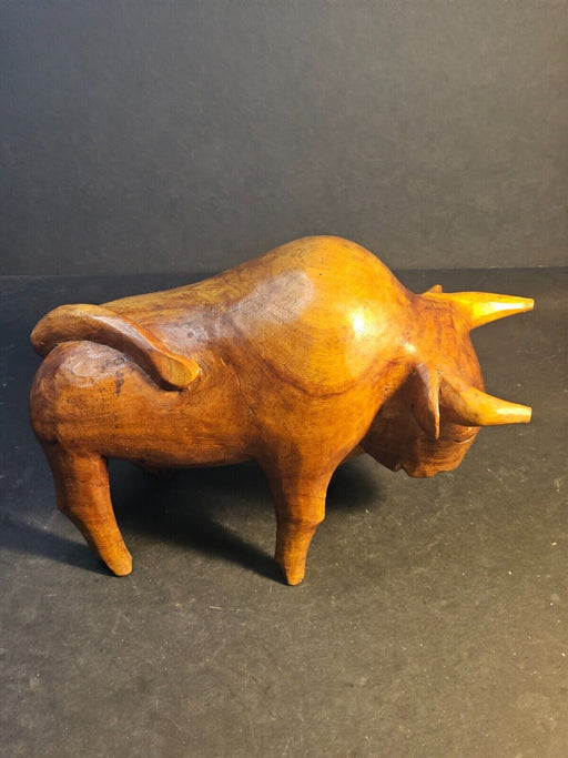 Wood carved Bull at least 40 yrs old/10 x7/ nice wood carving/, Antiques, David's Antiques and Oddities