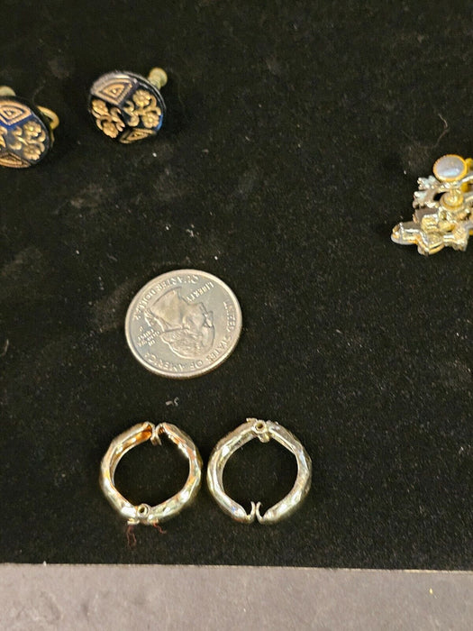 9 pair of 1950s/60 costume earrings and 3 turtles with clips/ wear collect, Antiques, David's Antiques and Oddities