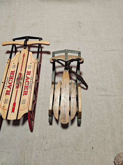 3 decorative sleds from the 1980s 15/10/6 3 sizes as found pretty cool, Antiques, David's Antiques and Oddities