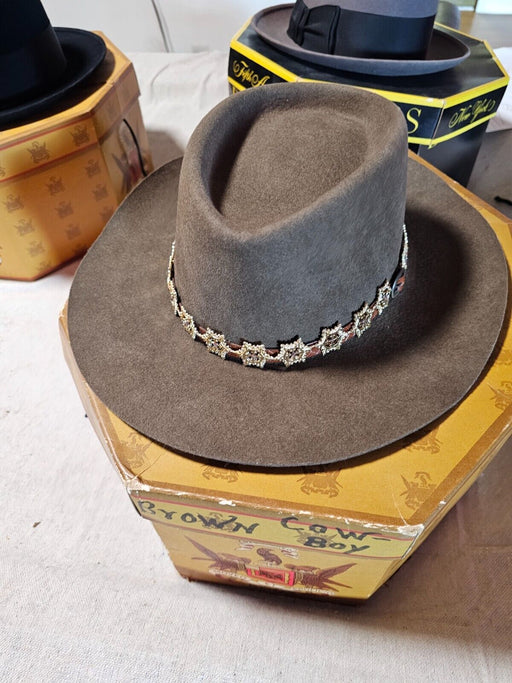 Hat size unmarked/ 7 1/8 / decorative Band/ goood condition/Gray, Antiques, David's Antiques and Oddities