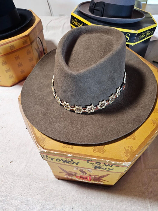 Hat size unmarked/ 7 1/8 / decorative Band/ goood condition/Gray, Antiques, David's Antiques and Oddities