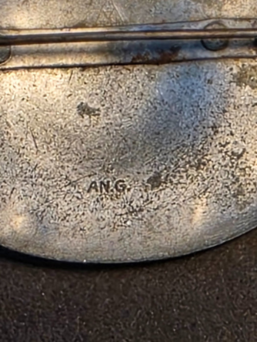 7104385