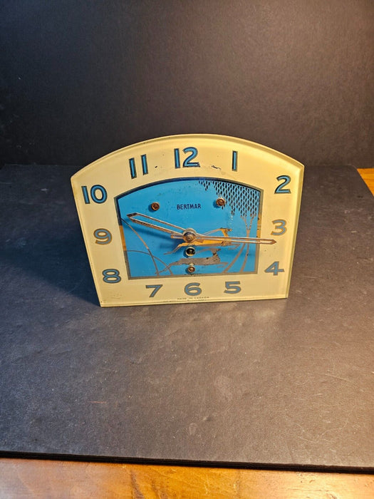 Bertmar clock DECO made in canada/ 8x7/ runs and stops/can hang, Antiques, David's Antiques and Oddities