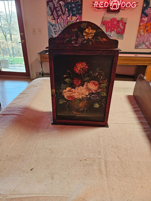 Hand painted cabinet imported in the 198os 12 x20 x 4.5 D, Antiques, David's Antiques and Oddities