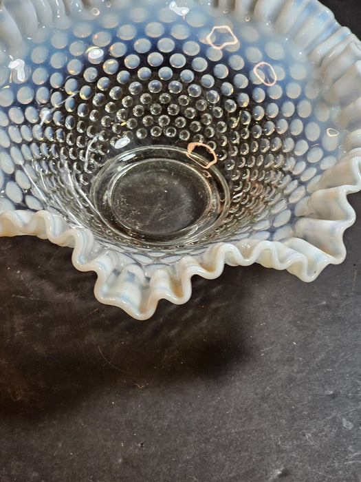 Bowl Hobnail Clear to Weight 9 " wide 4 " high gorges 1930s/40s, Antiques, David's Antiques and Oddities