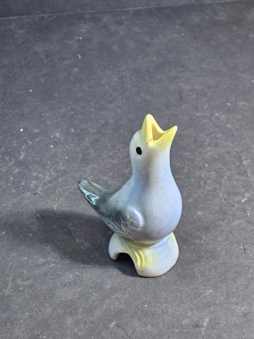 Pie bird 1940s/50s ceramic blue tone small flake on underside of tail great piec