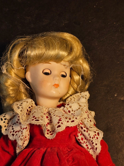 Doll jointed 7 " Vogue/ 1970s/ perfect shape/, Antiques, David's Antiques and Oddities