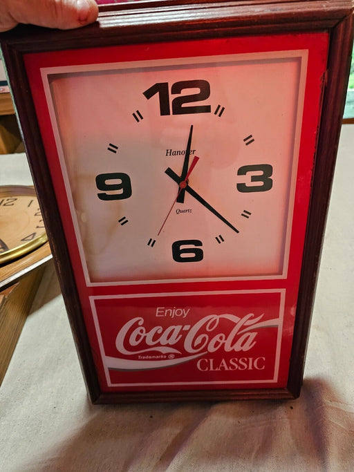 Battery operated coke clock /does run/as found/ cool clock, Antiques, David's Antiques and Oddities