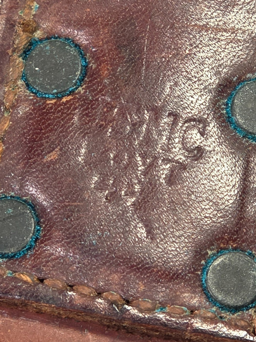 7613933