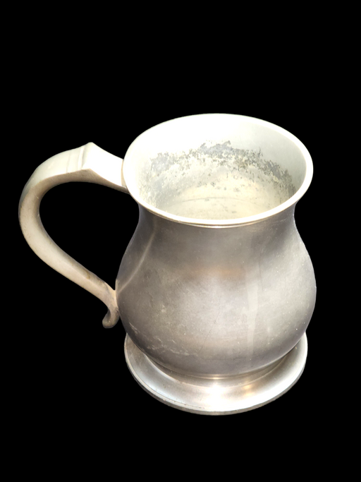 Pewter Bulbus mug 4" x5" 21oz Made in England, David's Antiques and Oddities