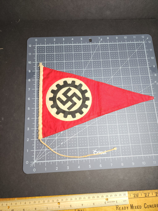 WW2  German Nazi DAF Labor front pennant