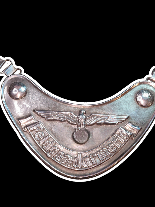 Heer Feldgendarmerie Police Gorget