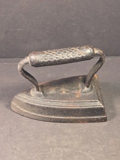 Antique 1890s Cast Iron Sad Iron - Vintage Pressing Iron No. 5 - Approx. 5 lbs