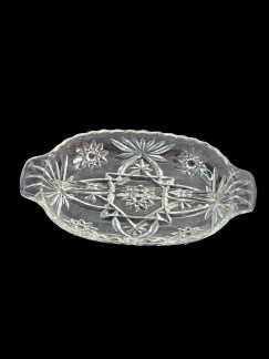 Pressed glass clear serving dish 6x9. Holidays
