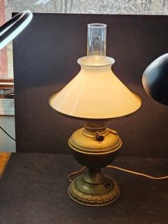 Weidener electrified oil lamp Brass non magnetic 18"