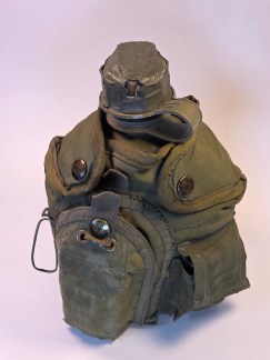 Vintage US Military ALICE M-74 Canteen and Cover Set - OD Green Nylon